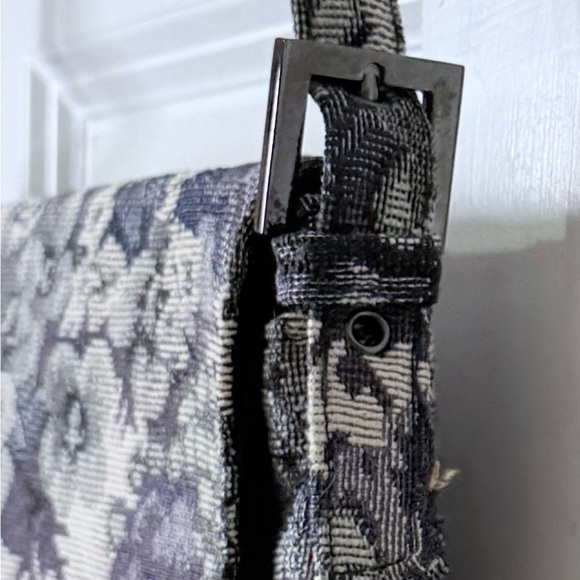 Floral Blue While Lace Rectangular Purse Shoulderbag Fold Over Snap Closure - Picture 16 of 16